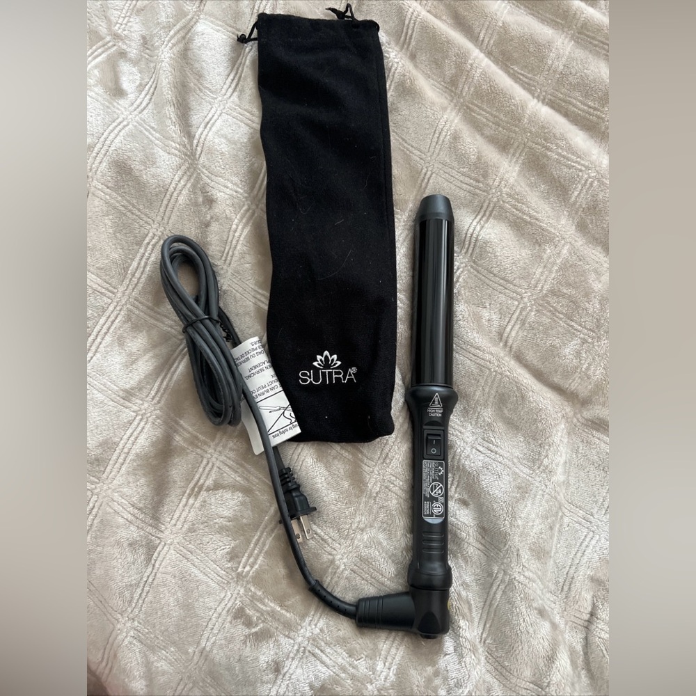 Sutra 32mm, 1 1/4” Clipless, Cool Tip, 360 Degree Swivel Cord Curling Iron